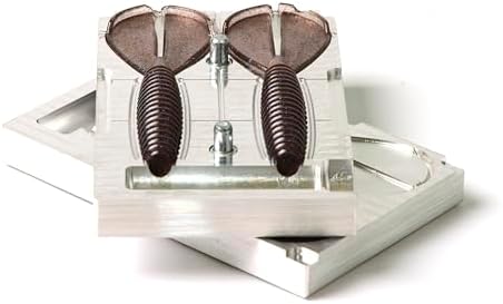 Aluminium Twin-Tail Creature Mold, 3.4 in — alternate product view